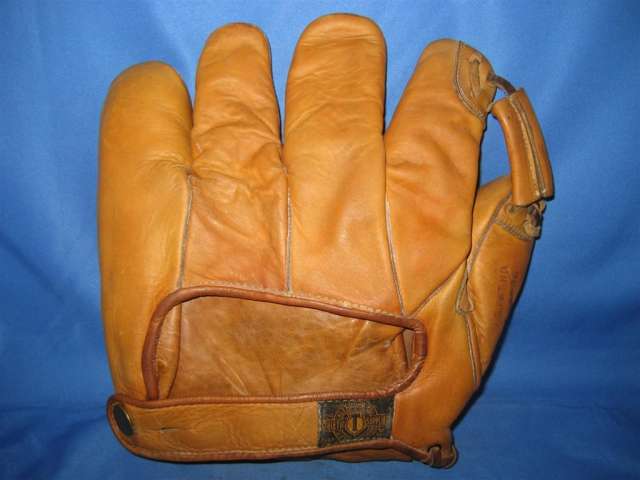 Travis C. Jackson Alex Taylor 37 Back